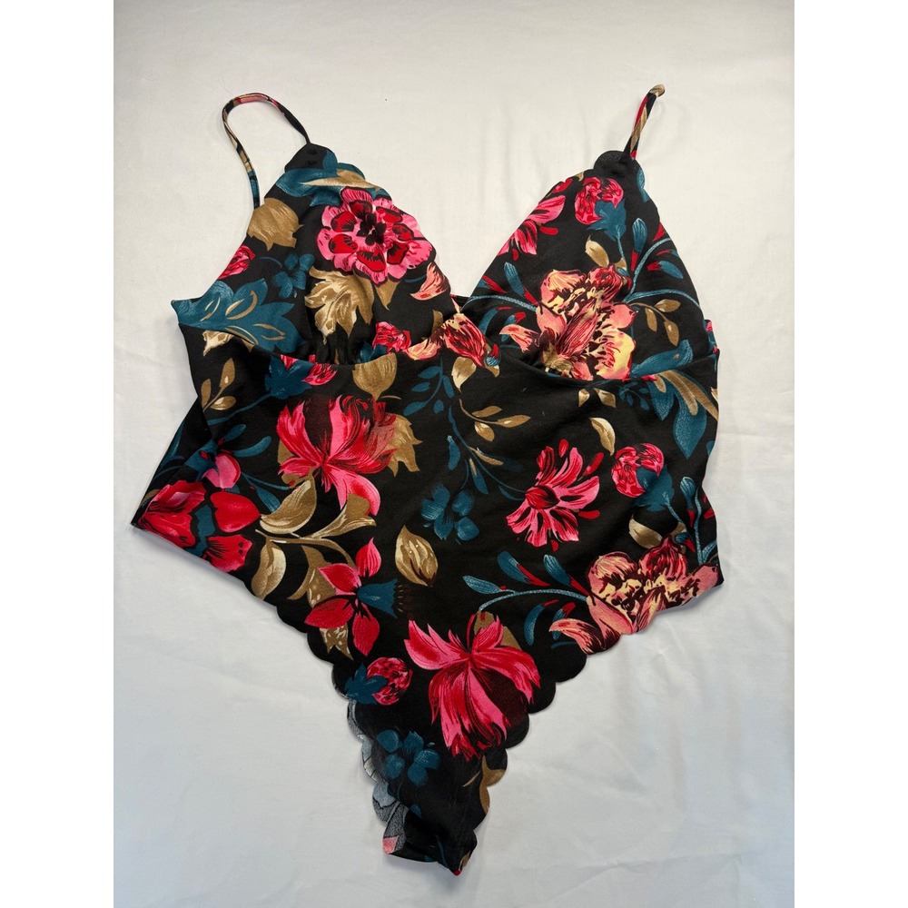 SHEIN Curve Womens 4XL Floral Bodysuit Black Scallop Trim V-Neck Spaghetti Strap